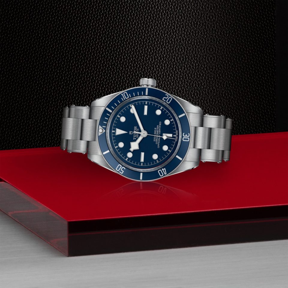 Tudor m79030b 0001