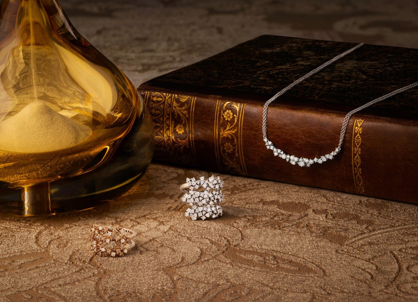 DAMIANI Banner ROSAS 1800x1300 still