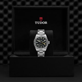 Tudor m79470 0001