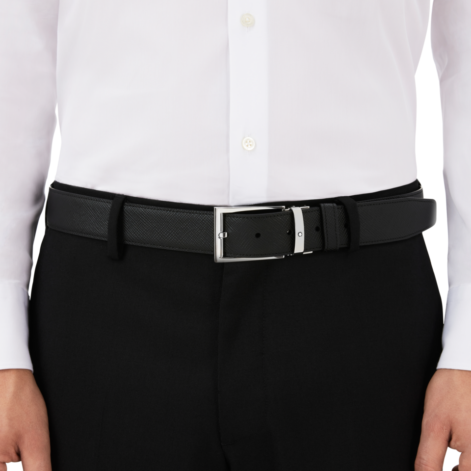 MB118436 In Use 2160p