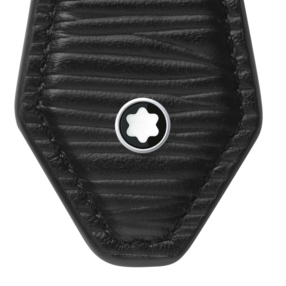 MB130932 Clode Up 2160p