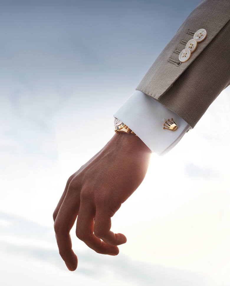 Rolex festive Rolex Cufflinks 2403jva 001 1080 1920 portrait