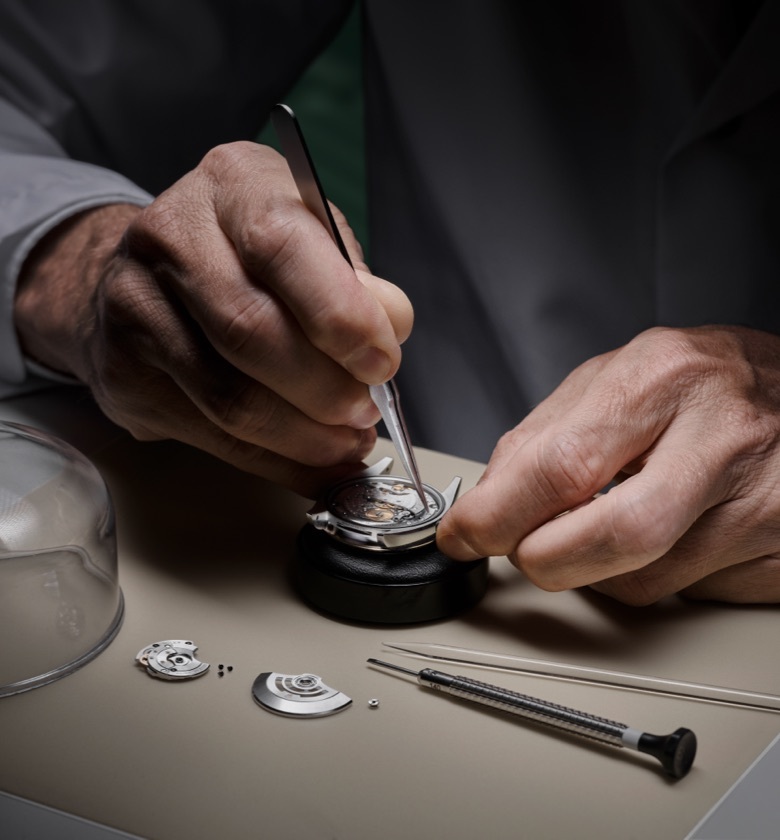Rolex servicing sav 1910dh 005 portrait
